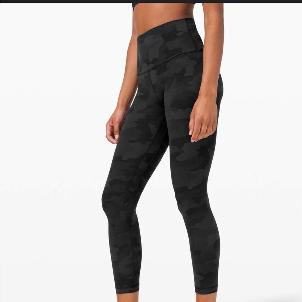 Lululemon Align Deep Coal multi.  Size 4. 25 inch.